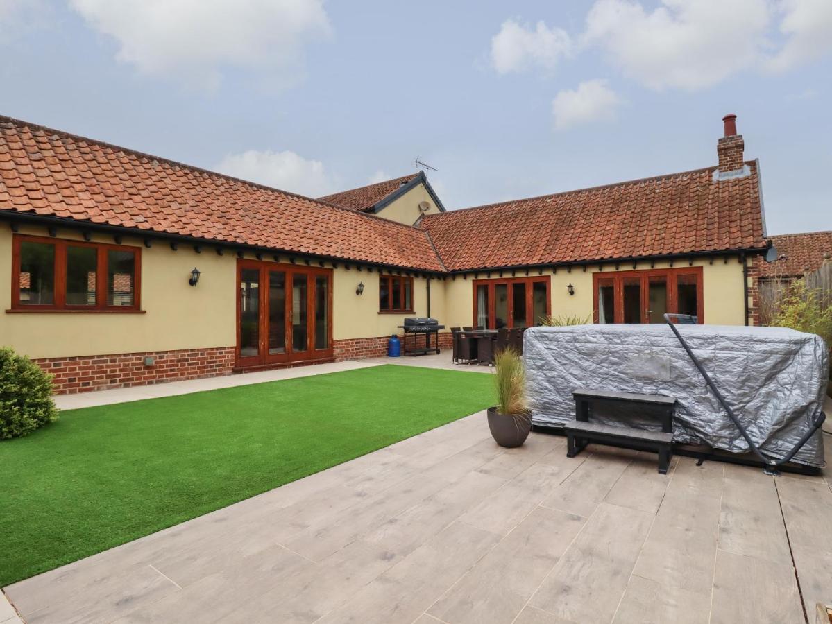 The Stables At Hall Barn Villa Diss Exterior photo